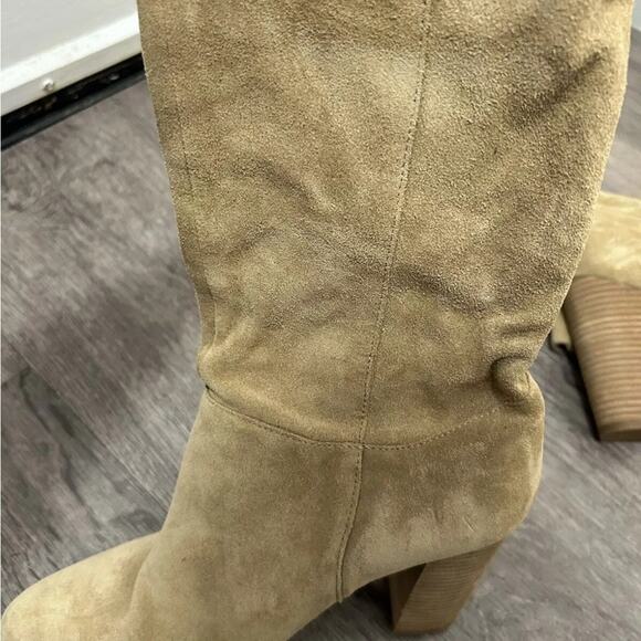 🔥🔥FIRE SALE 🔥🔥Banana Republic suede high heel nude slouchy boot - Picture 4 of 9